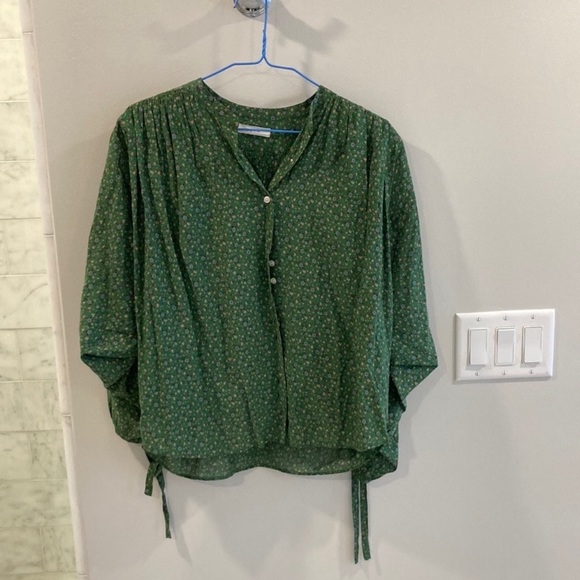 Doen O' Keeffe Top - Green Martha's Garden. I have size S and size M both. - Picture 3 of 5